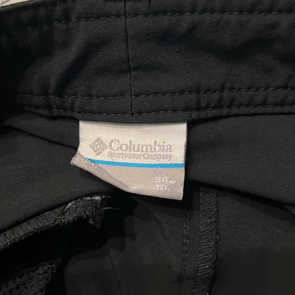 Men’s Columbia Black Shorts - Picture 6 of 9